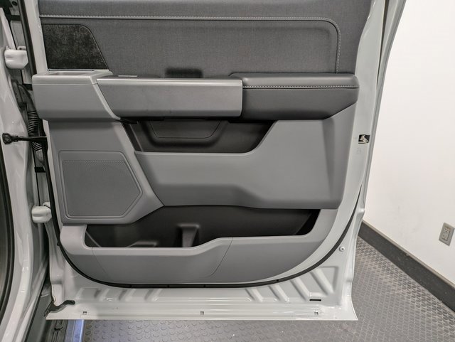 Used 2024 Ford F150 Lightning XLT image 25