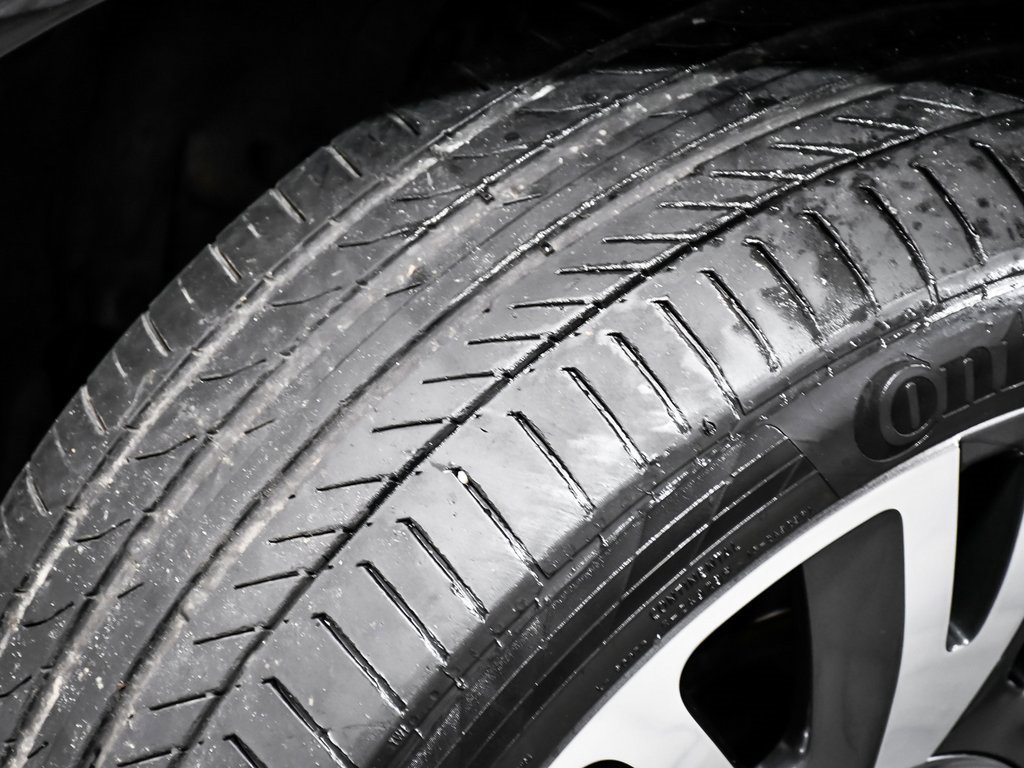 Used 2018 Rolls-Royce Ghost image 75