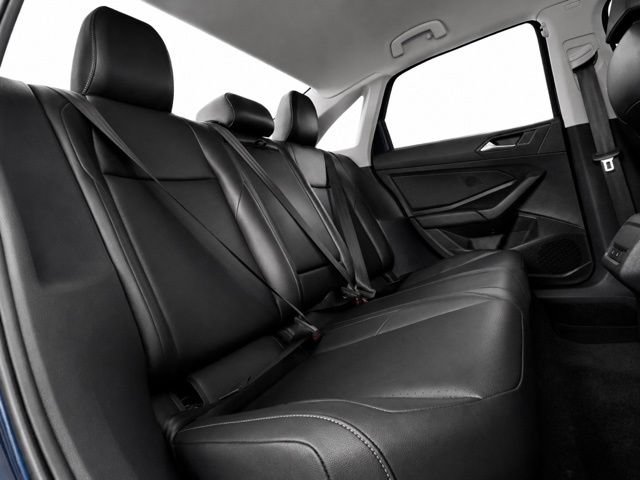 Used 2019 Volkswagen Jetta SE w/ Cold Weather Package FWD image 23