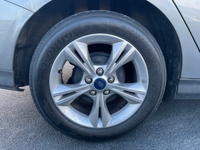 Used 2013 Ford Focus SE FWD image 9