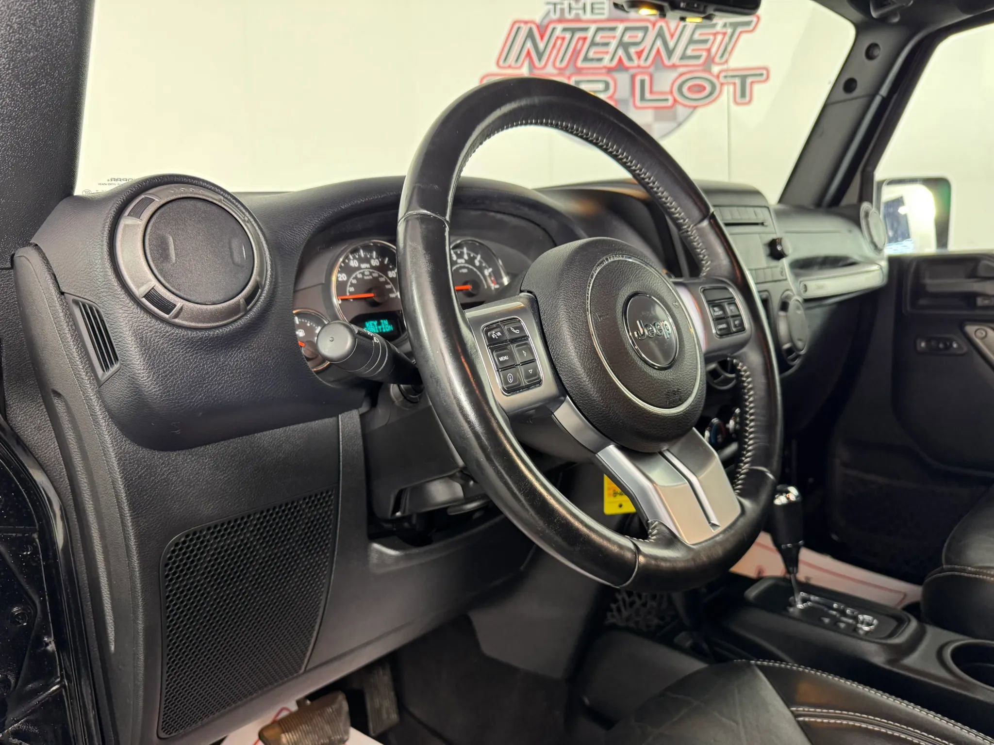 Used 2018 Jeep Wrangler Unlimited Sport AWD/4WD image 10