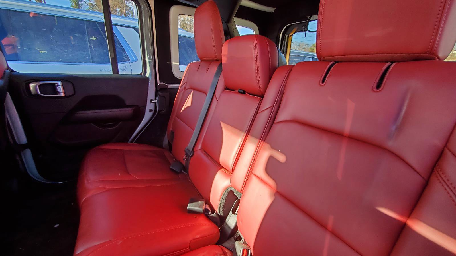 Used 2024 Jeep Wrangler Unlimited Rubicon 392 image 5