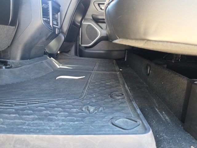 Used 2022 RAM 1500 Laramie w/ Sport Appearance Package AWD/4WD image 13