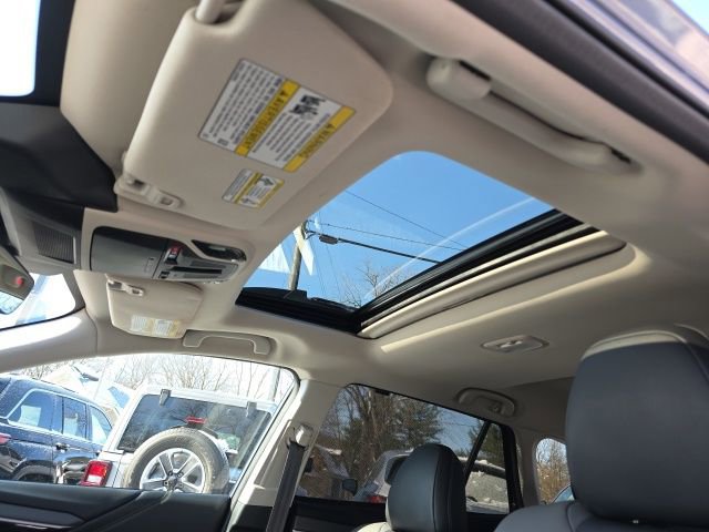 Used 2023 Subaru Outback Onyx Edition image 3