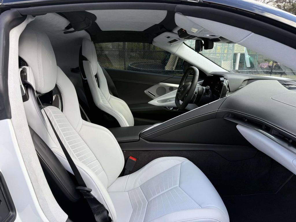 Used 2024 Chevrolet Corvette Stingray Premium Cpe w/ Z51 Performance Package image 12