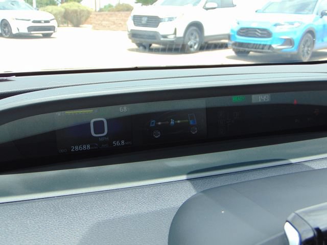 Used 2022 Toyota Prius FWD image 16