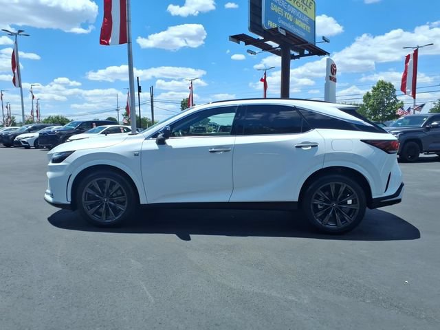 Used 2023 Lexus RX 350 AWD image 3