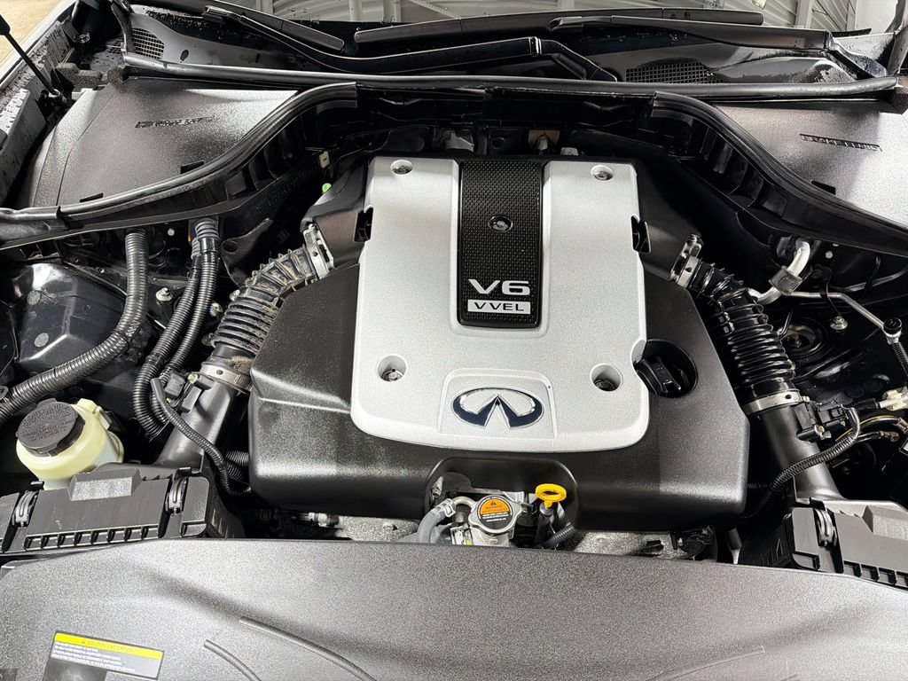 Used 2016 INFINITI Q70 3.7 w/ Technology Package AWD/4WD image 33