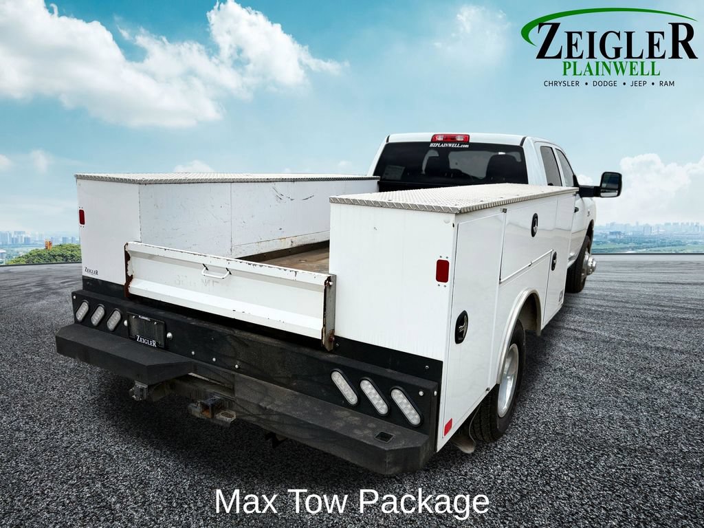 Used 2024 RAM 3500 Tradesman w/ Chrome Appearance Group AWD/4WD image 5