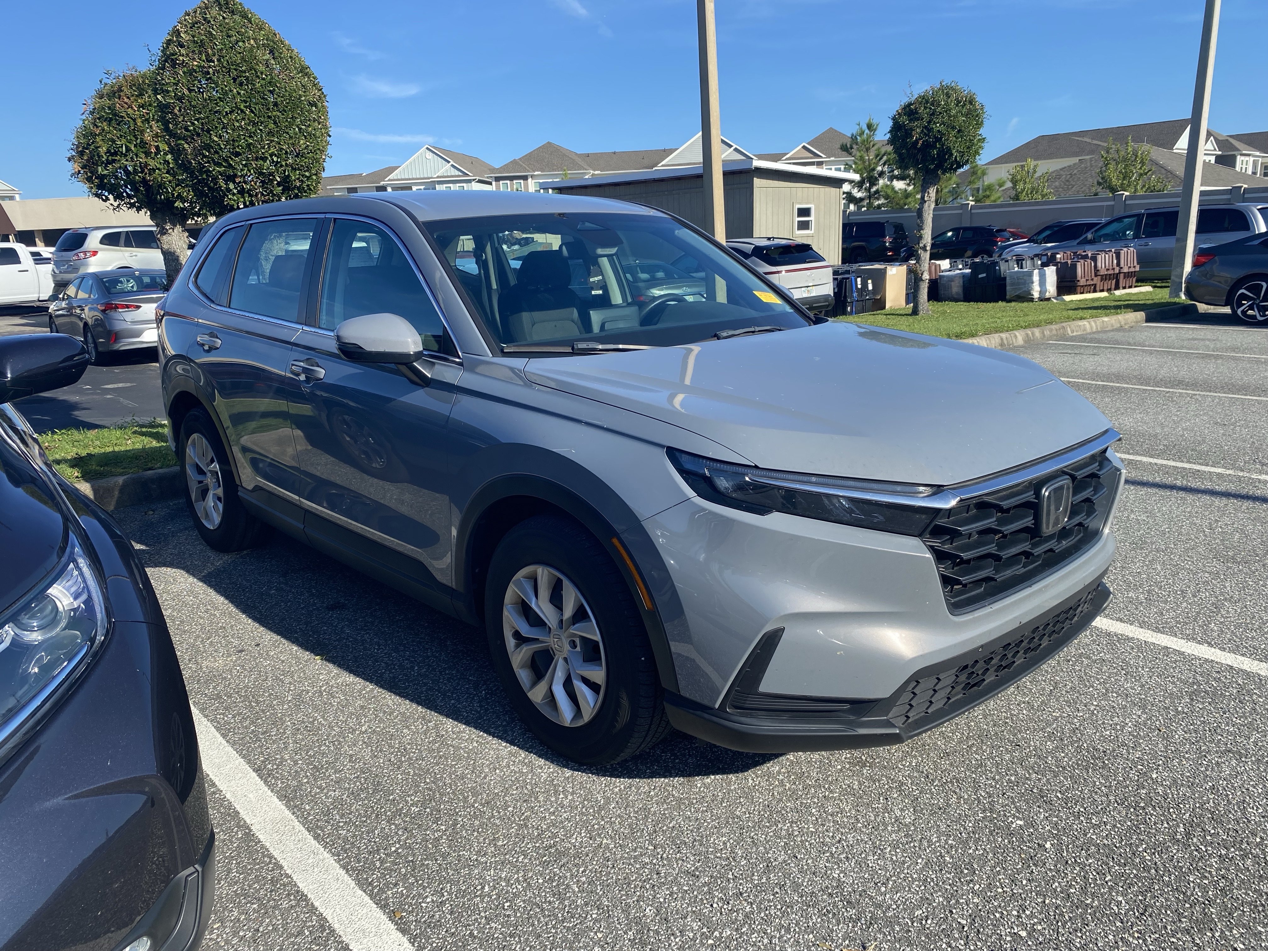 Used 2024 Honda CR-V LX image 15