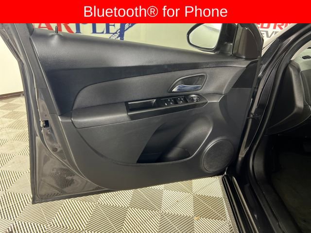 Used 2014 Chevrolet Cruze LT w/ RS Package image 11