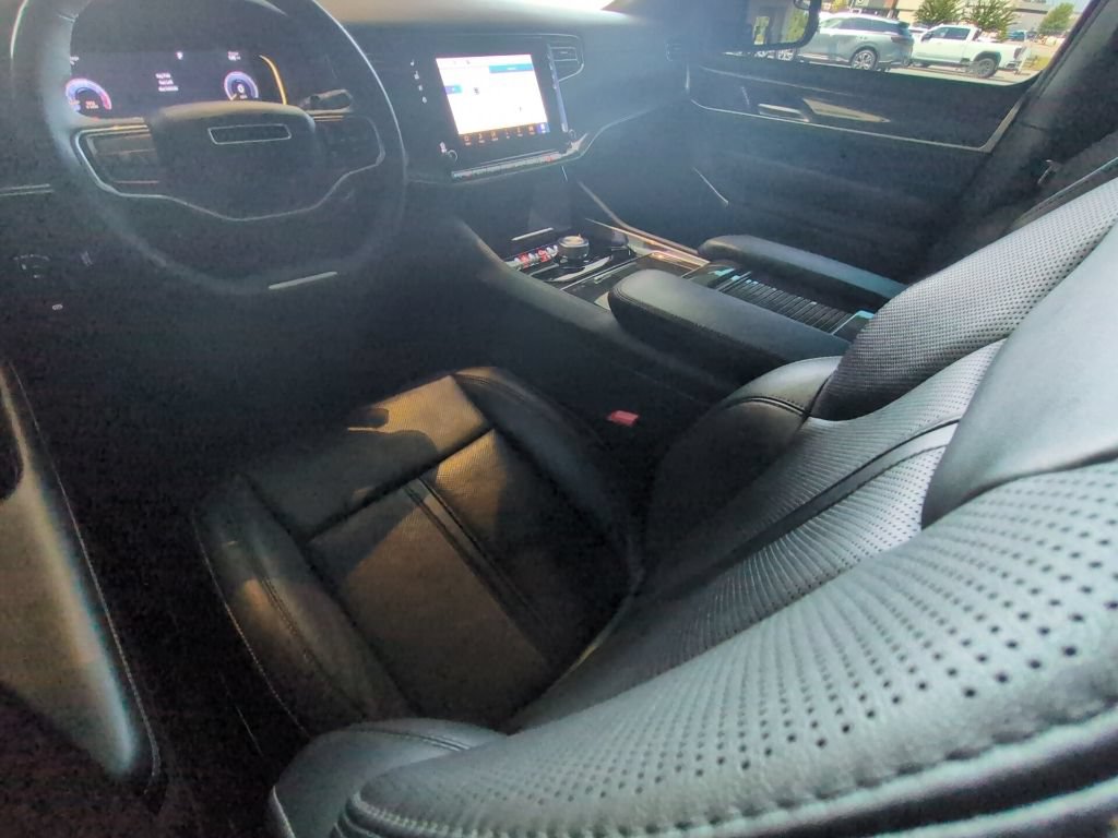 Used 2022 Jeep Wagoneer Series II w/ Premium Group I RWD image 20