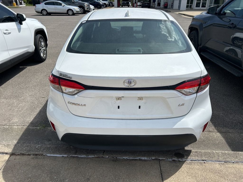 Used 2023 Toyota Corolla LE image 5