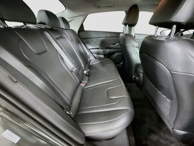 Used 2024 Hyundai Elantra Limited FWD image 28