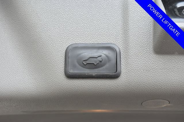 Used 2015 GMC Acadia SLE AWD/4WD image 7