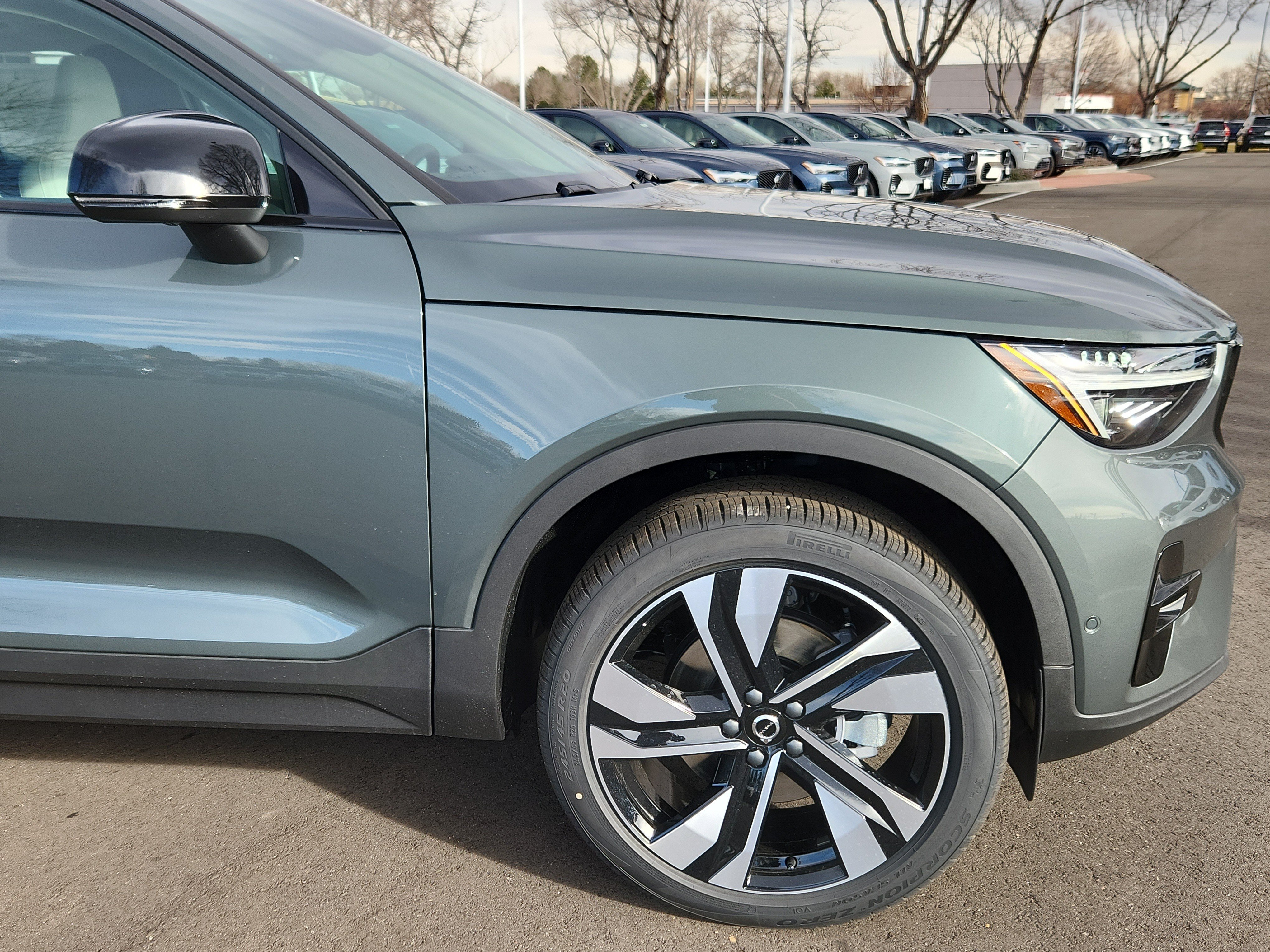 New 2026 Volvo XC40 B5 Ultra w/ Climate Package AWD/4WD image 6