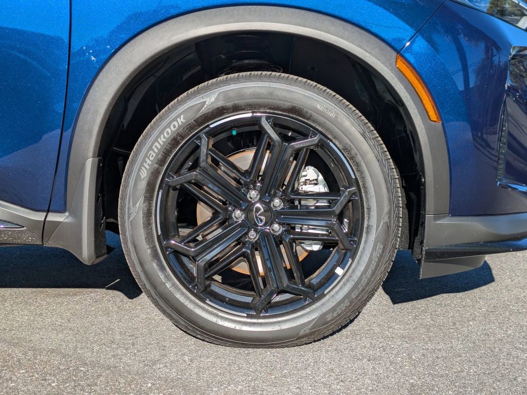 New 2026 INFINITI QX60 Sport w/ Dark Cargo Package image 11