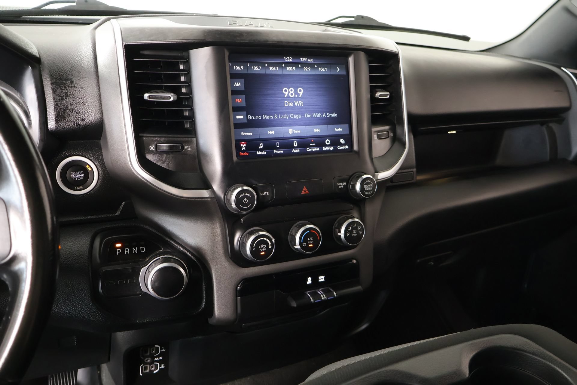 Used 2021 RAM 1500 Big Horn RWD image 5