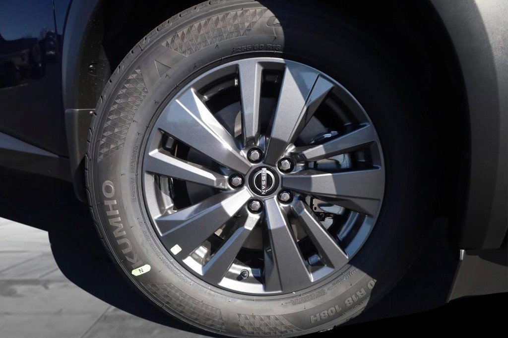 New 2026 Nissan Pathfinder SV AWD/4WD image 3