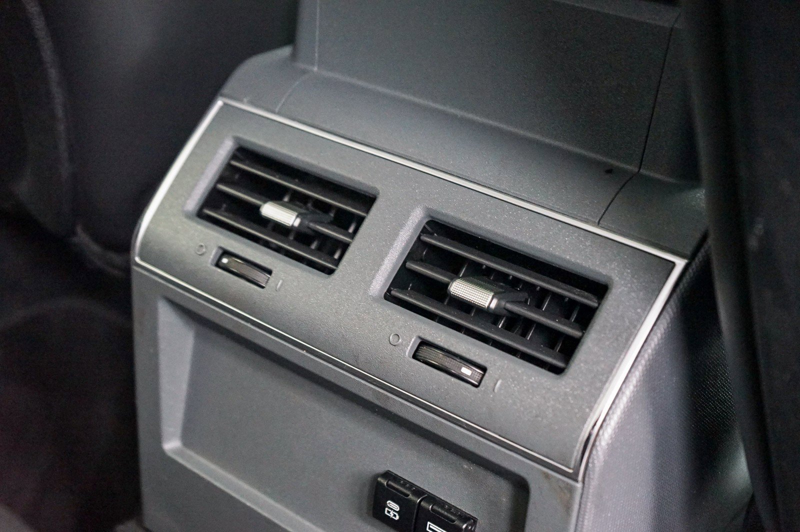 Used 2024 INEOS Grenadier image 24