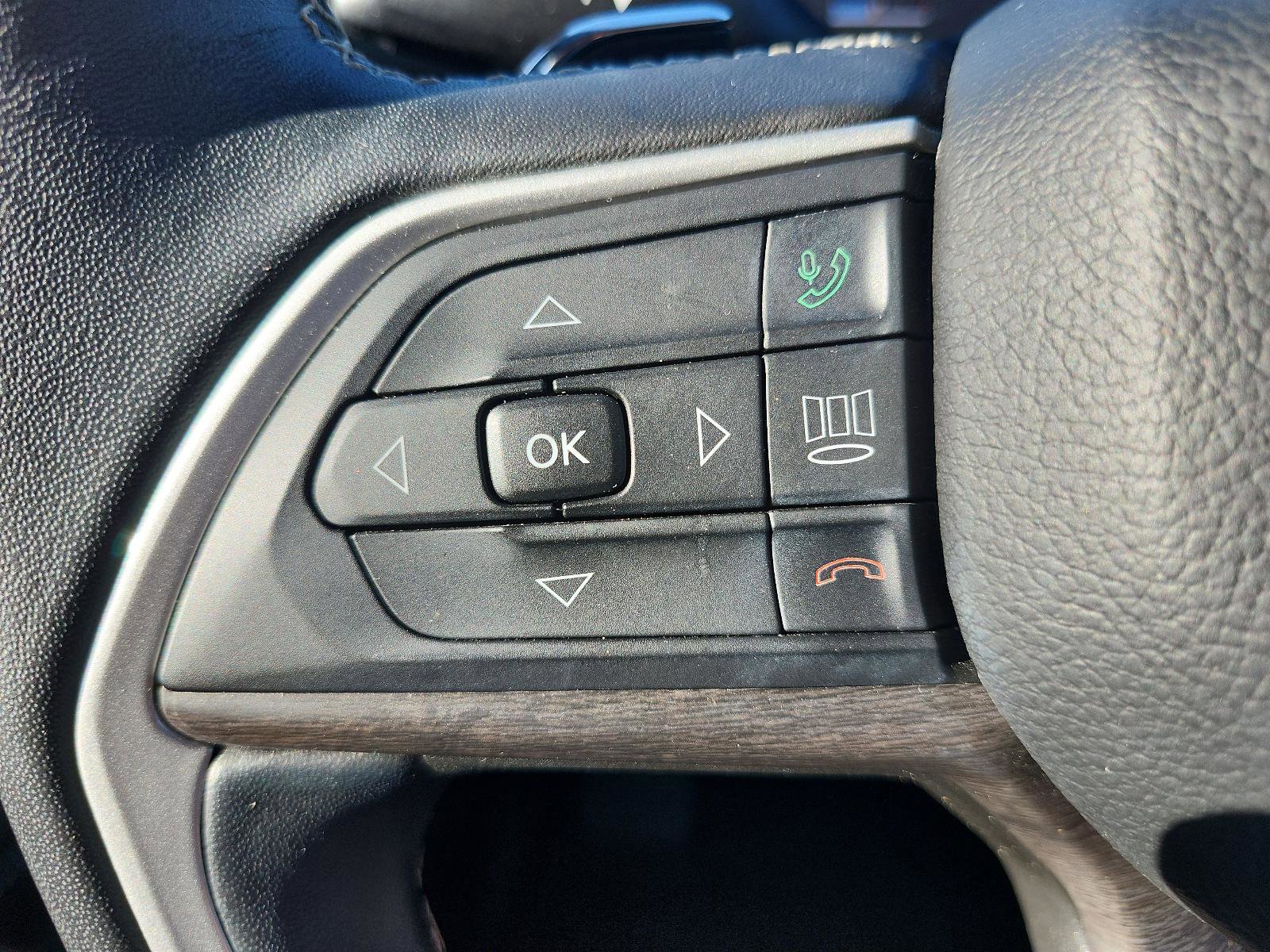 Used 2022 Jeep Grand Cherokee Limited w/ Trailer Tow Prep Group (B) image 25