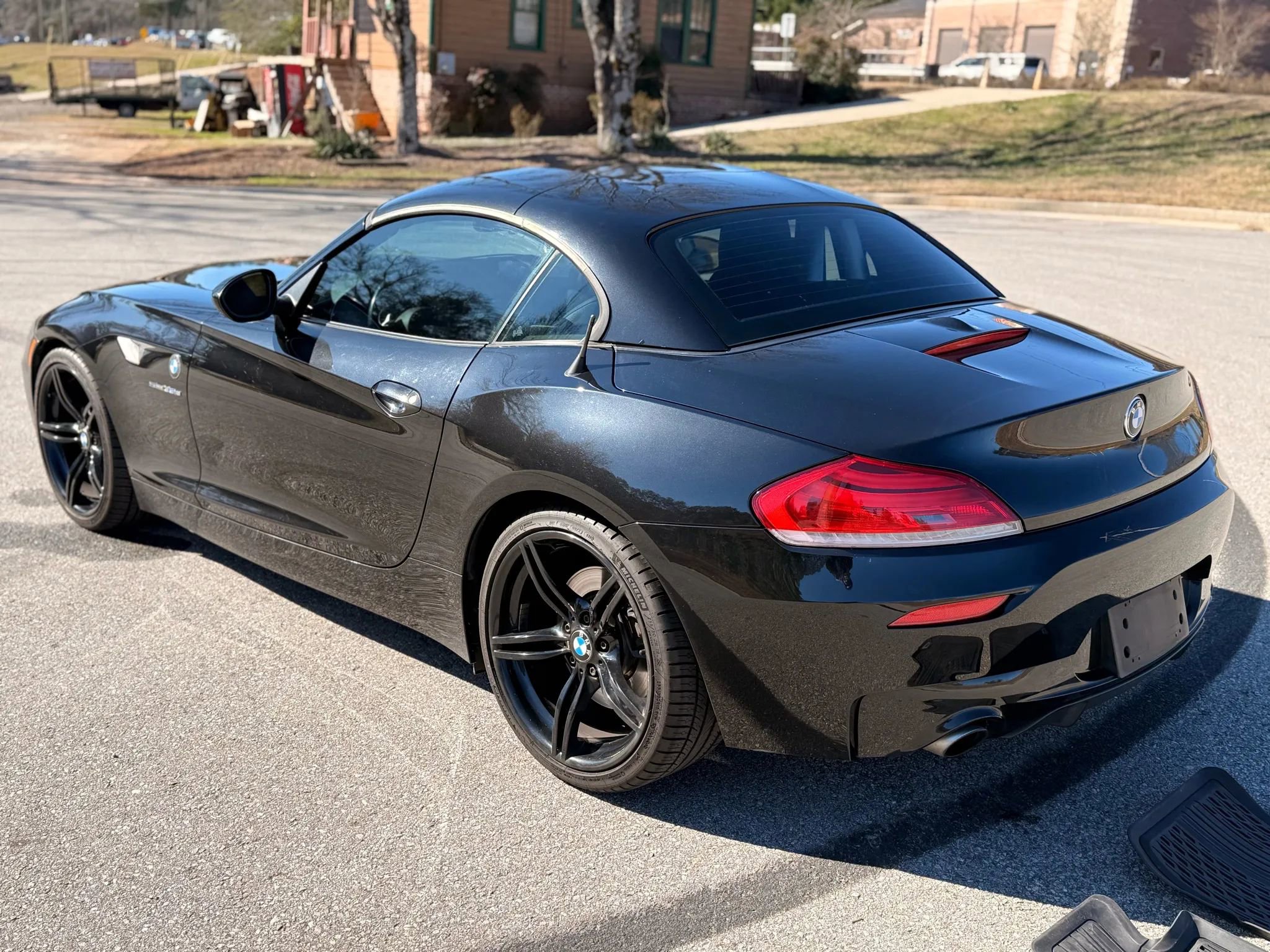 Used 2011 BMW Z4 sDrive35is image 3