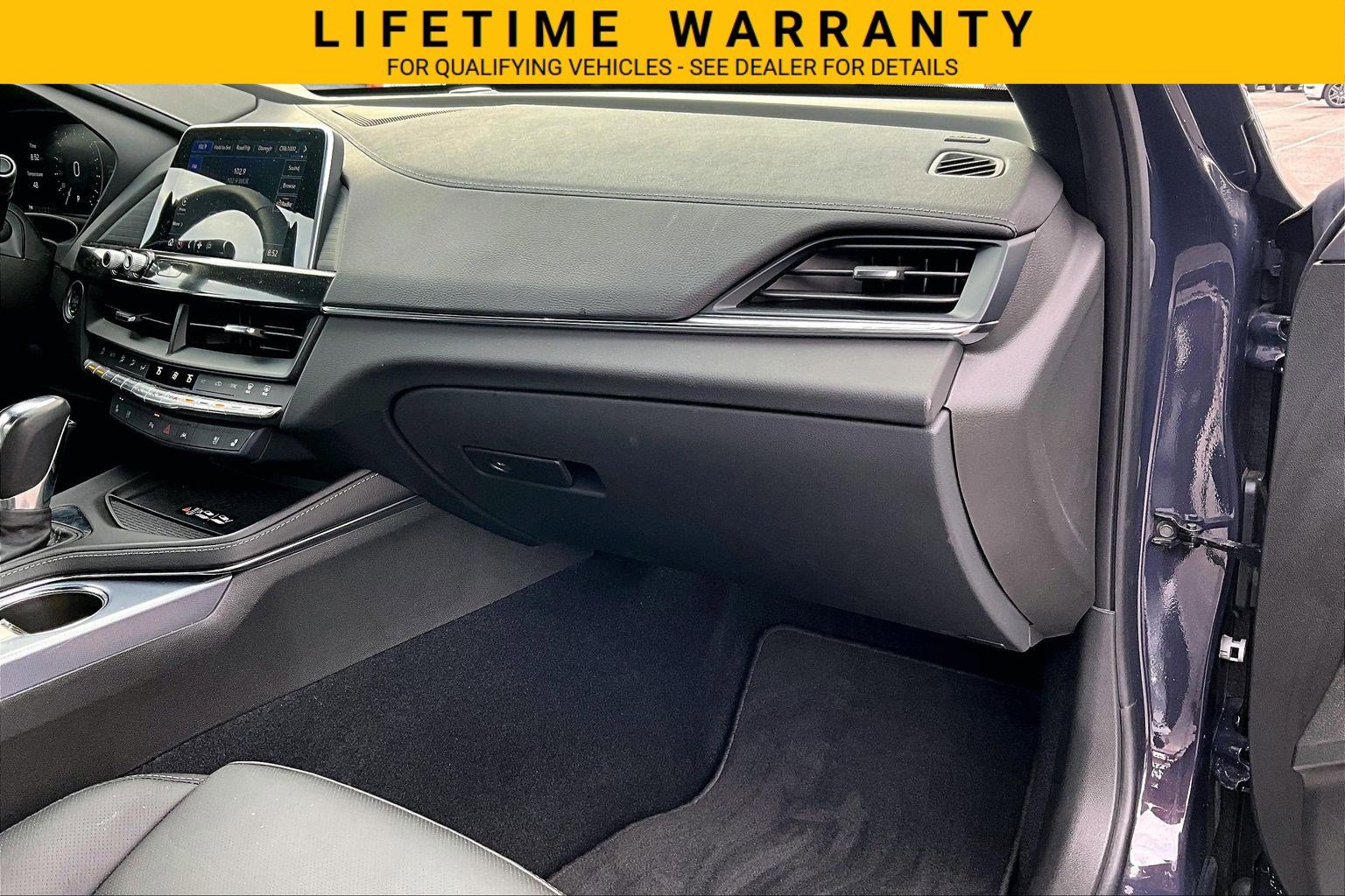 Used 2025 Cadillac CT4 Premium Luxury RWD image 17