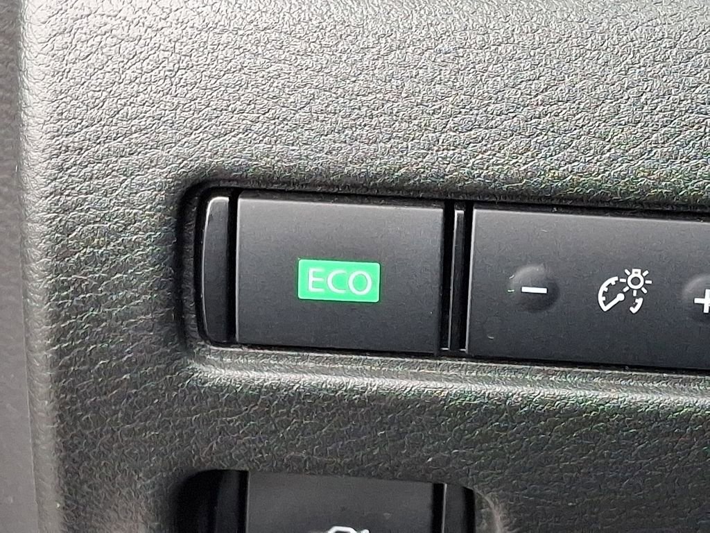 Used 2023 Nissan Sentra SV FWD image 24