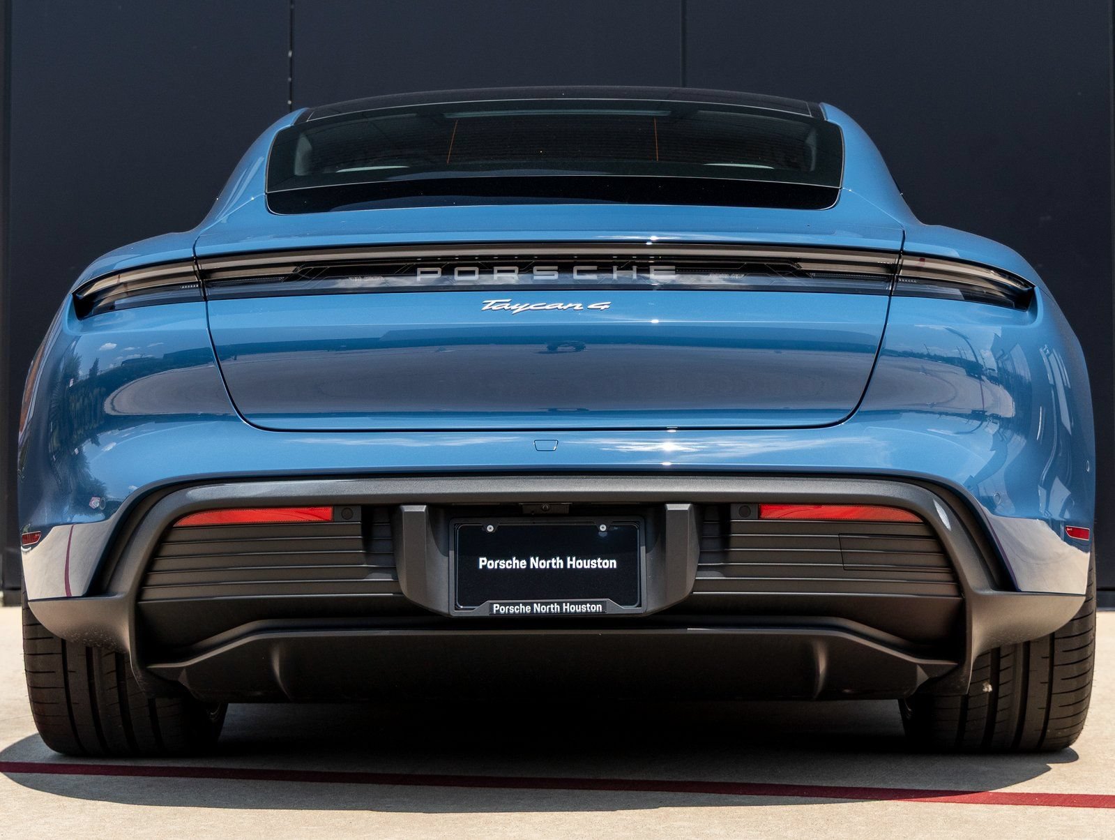Certified 2025 Porsche Taycan AWD/4WD image 10