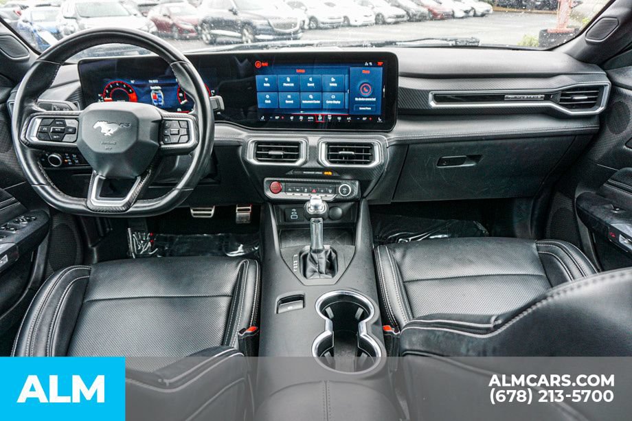 Used 2025 Ford Mustang Premium RWD image 25