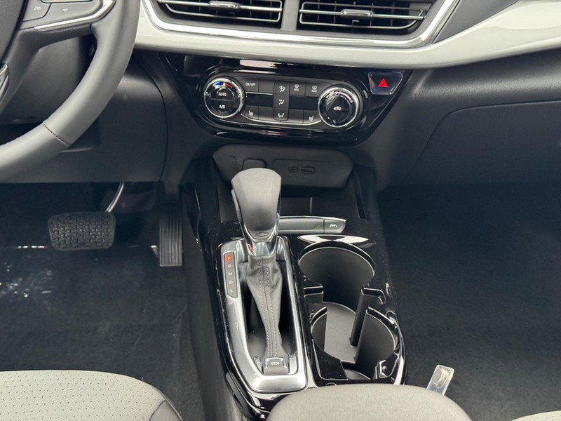 New 2026 Chevrolet Trax LT w/ Driver Confidence Package image 9