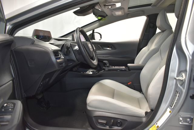 Used 2024 Toyota Prius XLE AWD/4WD image 13