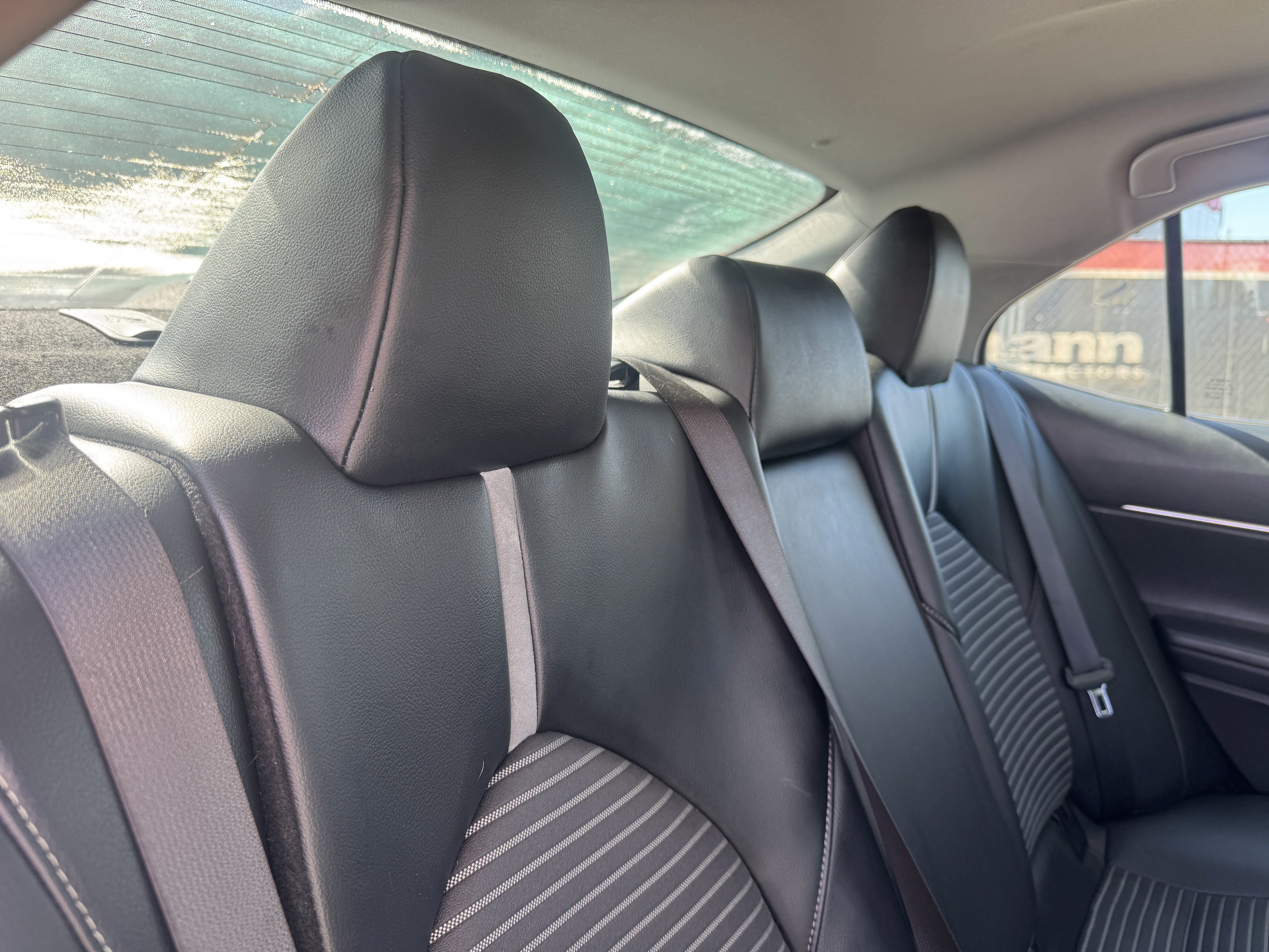 Used 2021 Toyota Camry SE FWD image 27
