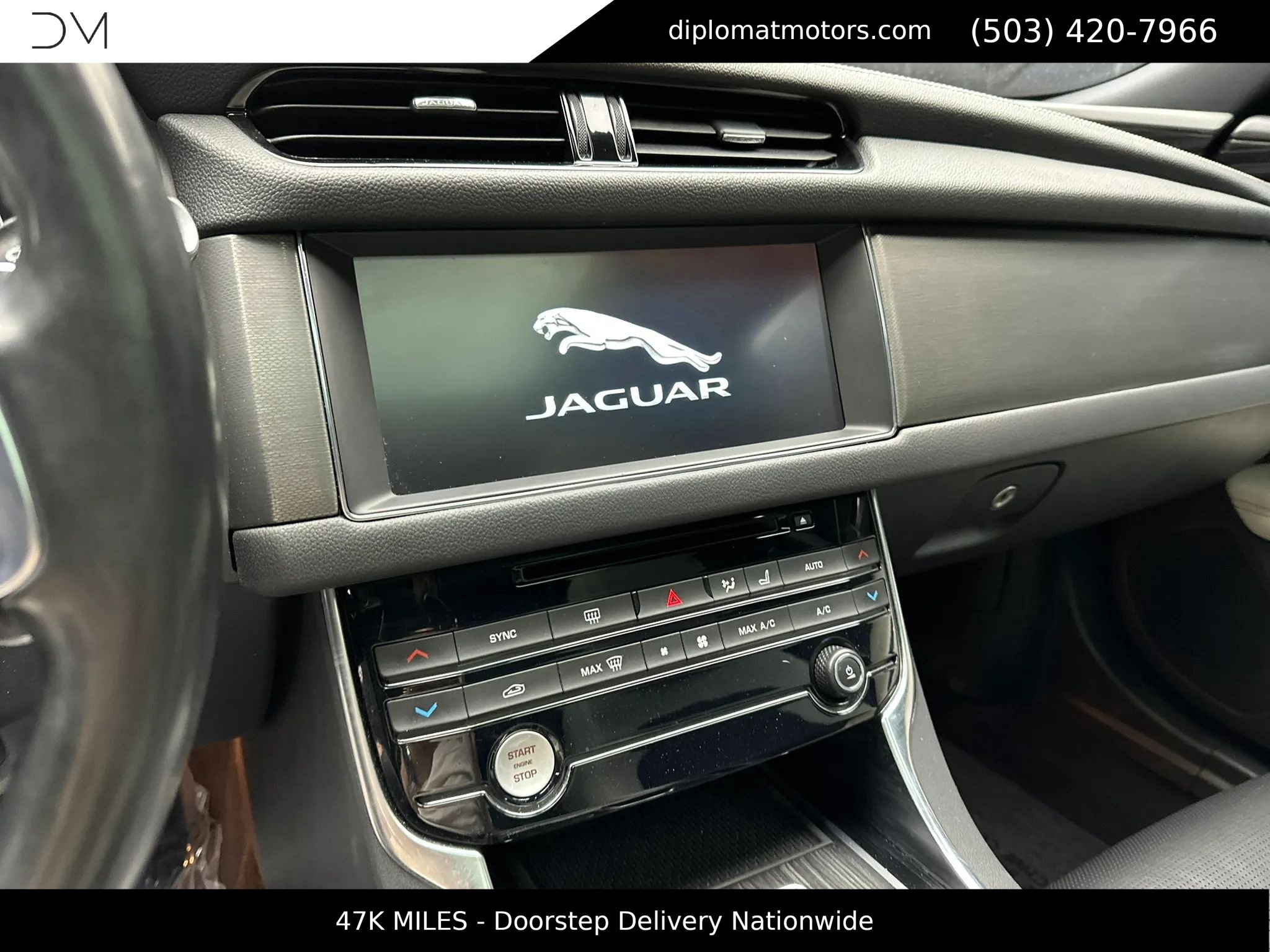 Used 2018 Jaguar XF S RWD image 32