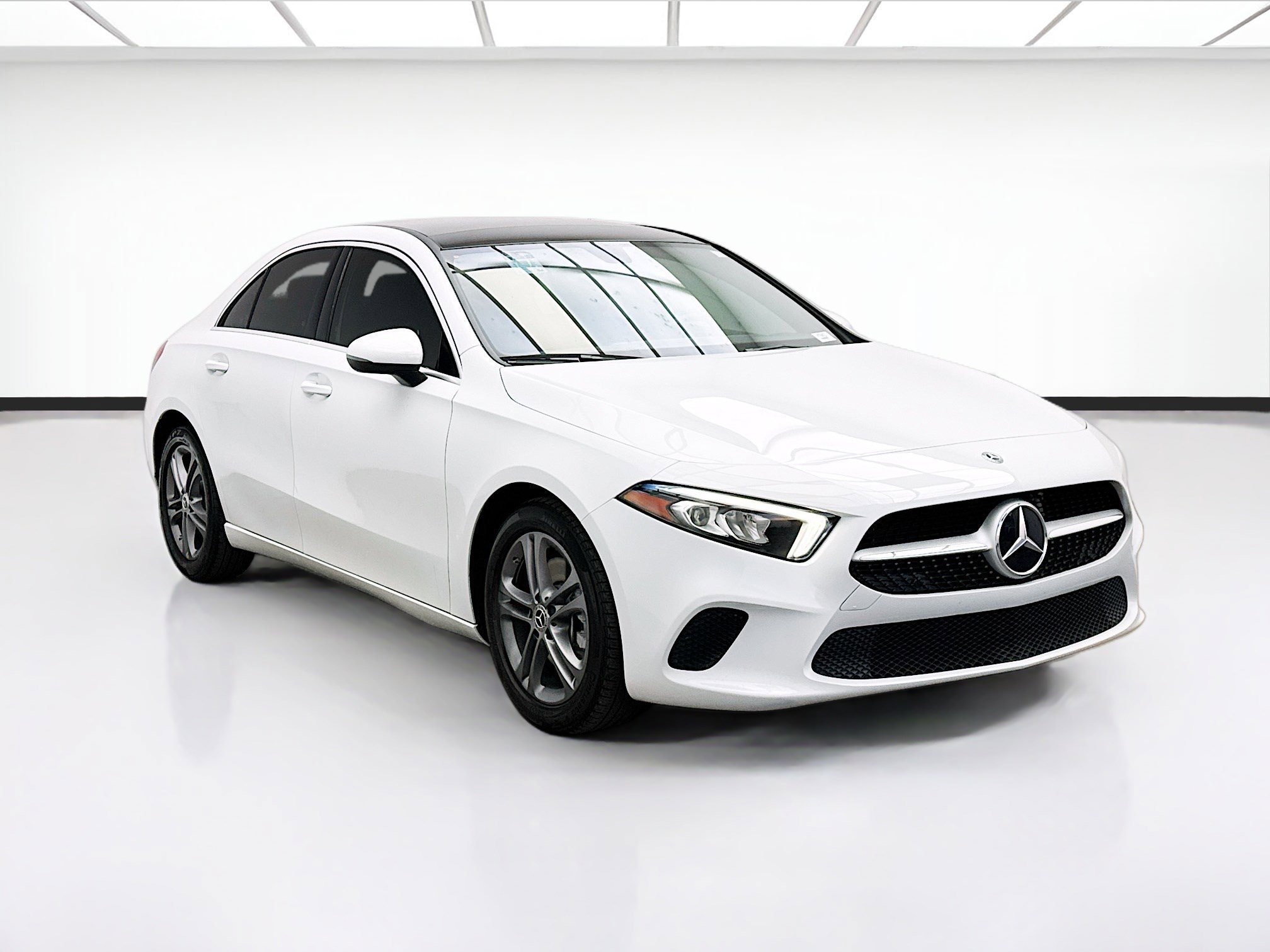 Used 2020 Mercedes-Benz A 220 image 3
