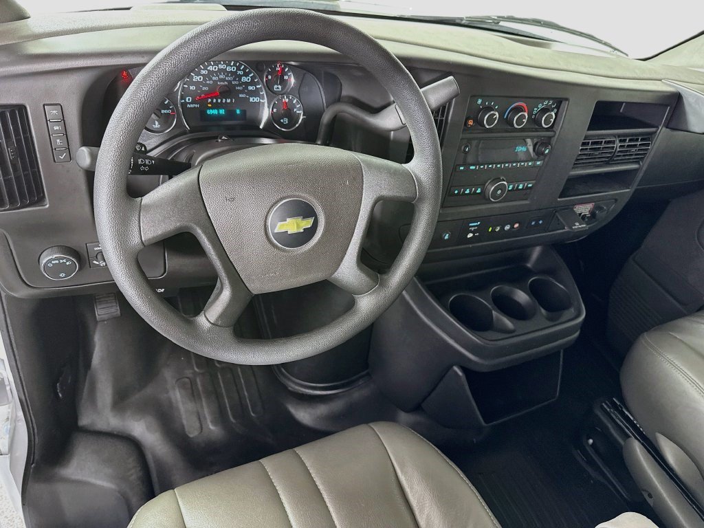 Used 2025 Chevrolet Express 2500 RWD image 14