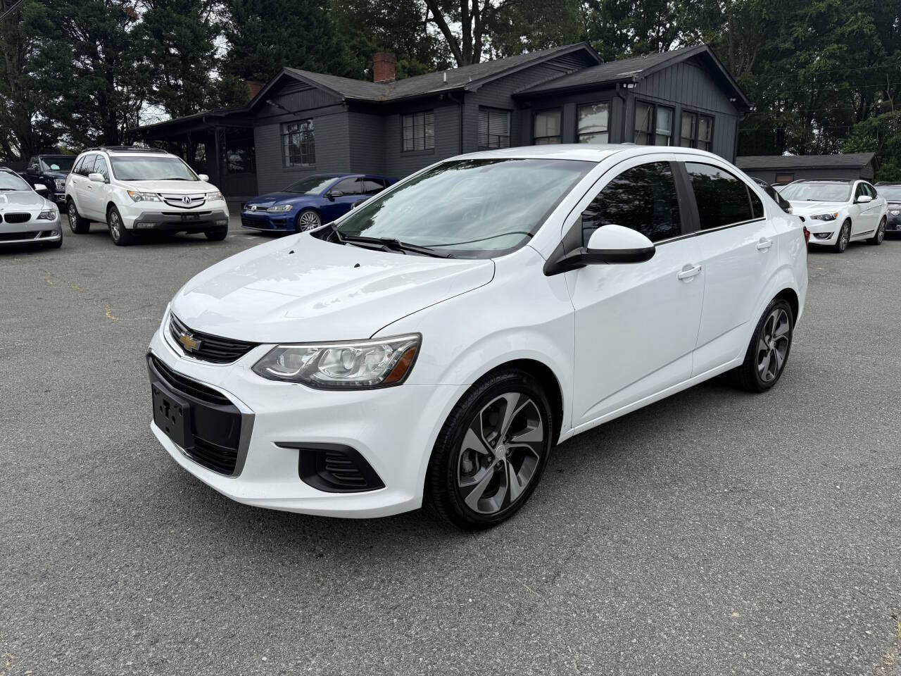 Used 2017 Chevrolet Sonic Premier FWD image 2