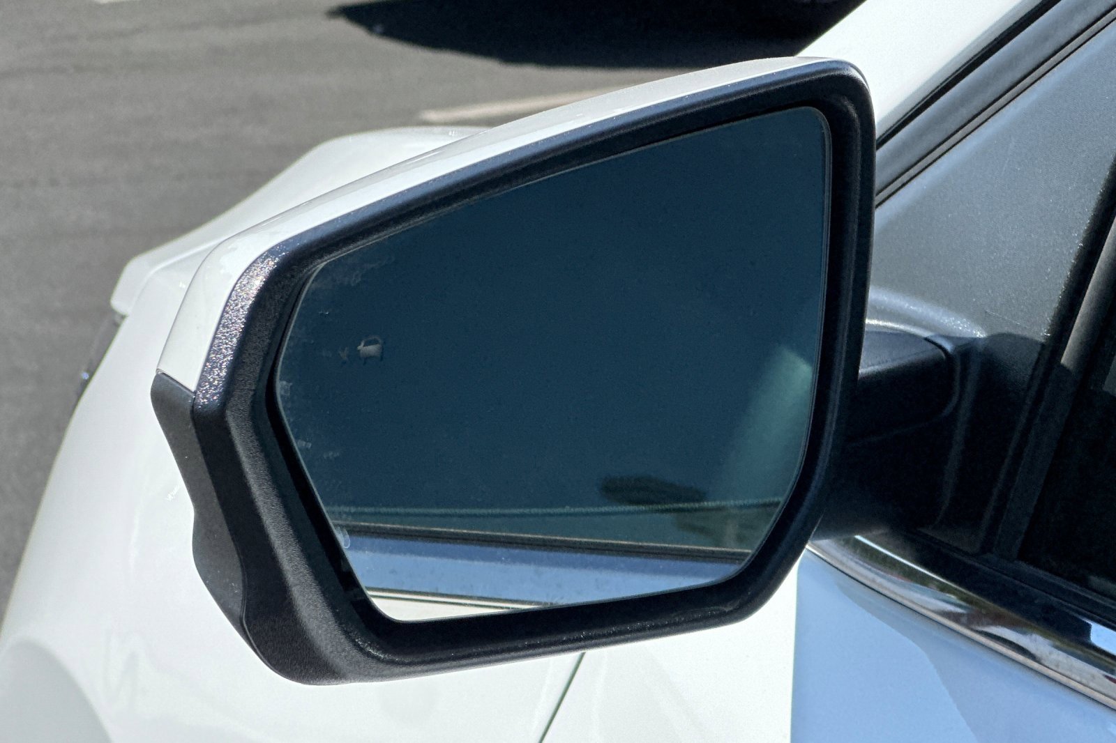 Used 2024 Chevrolet Equinox LT image 51