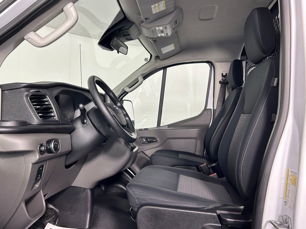 Used 2024 Ford Transit 250 Low Roof w/ Exterior Upgrade Package RWD image 27