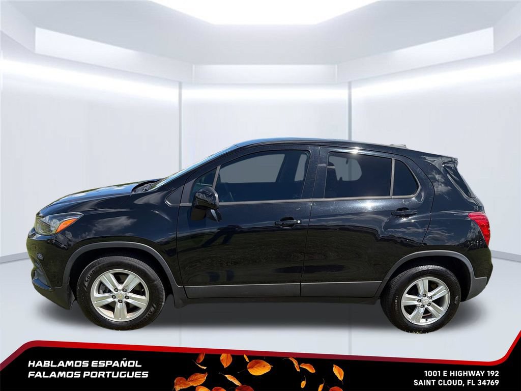 Used 2022 Chevrolet Trax LS w/ Tint and Cruise Package FWD image 2