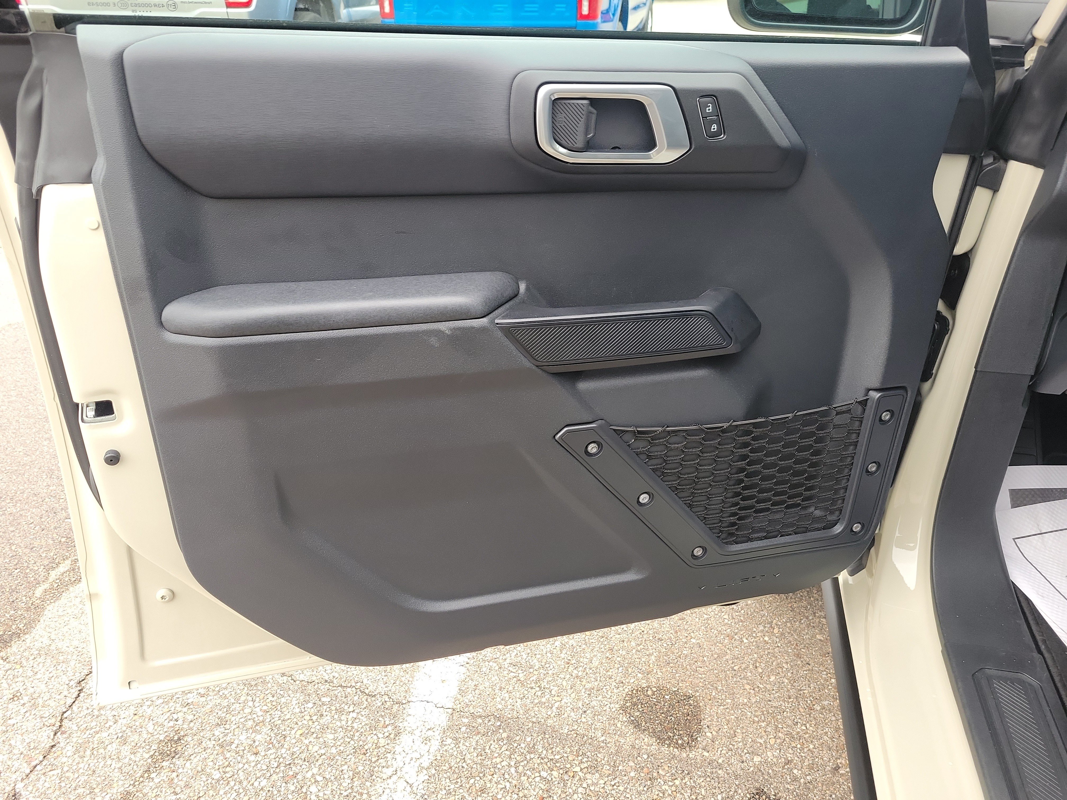 Used 2026 Ford Bronco Badlands AWD/4WD image 18