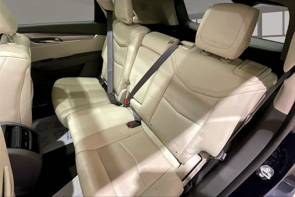 Used 2017 Cadillac XT5 Luxury w/ Driver Awareness Package image 26