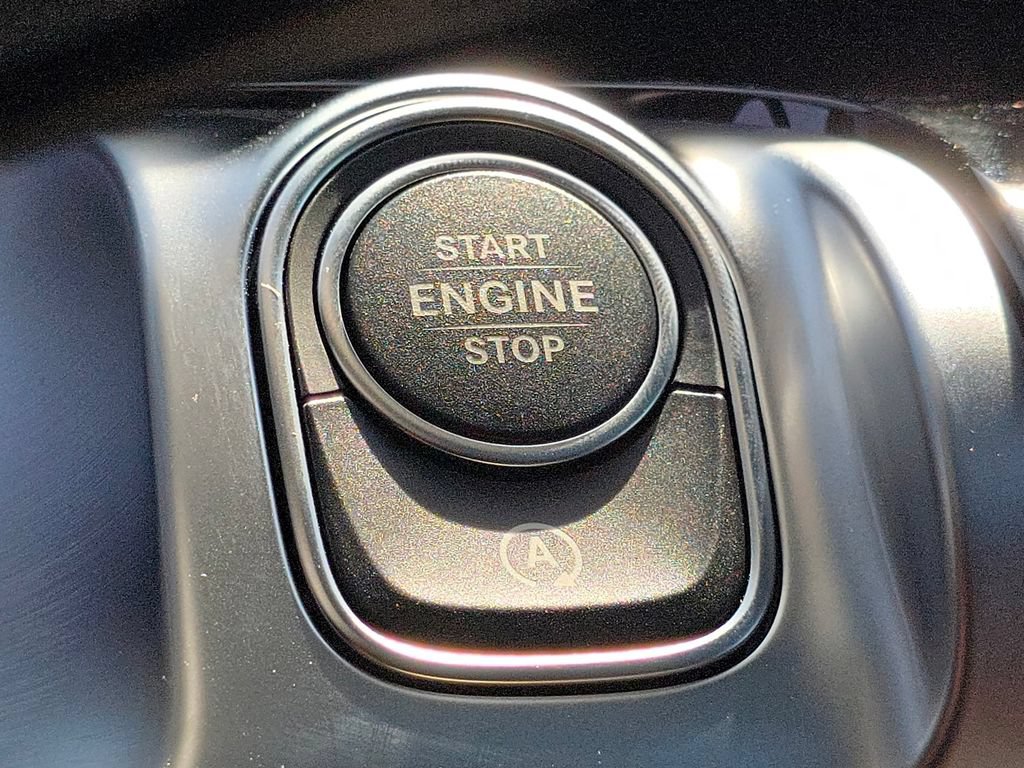 New 2026 Mercedes-Benz GLB 250 4MATIC image 36