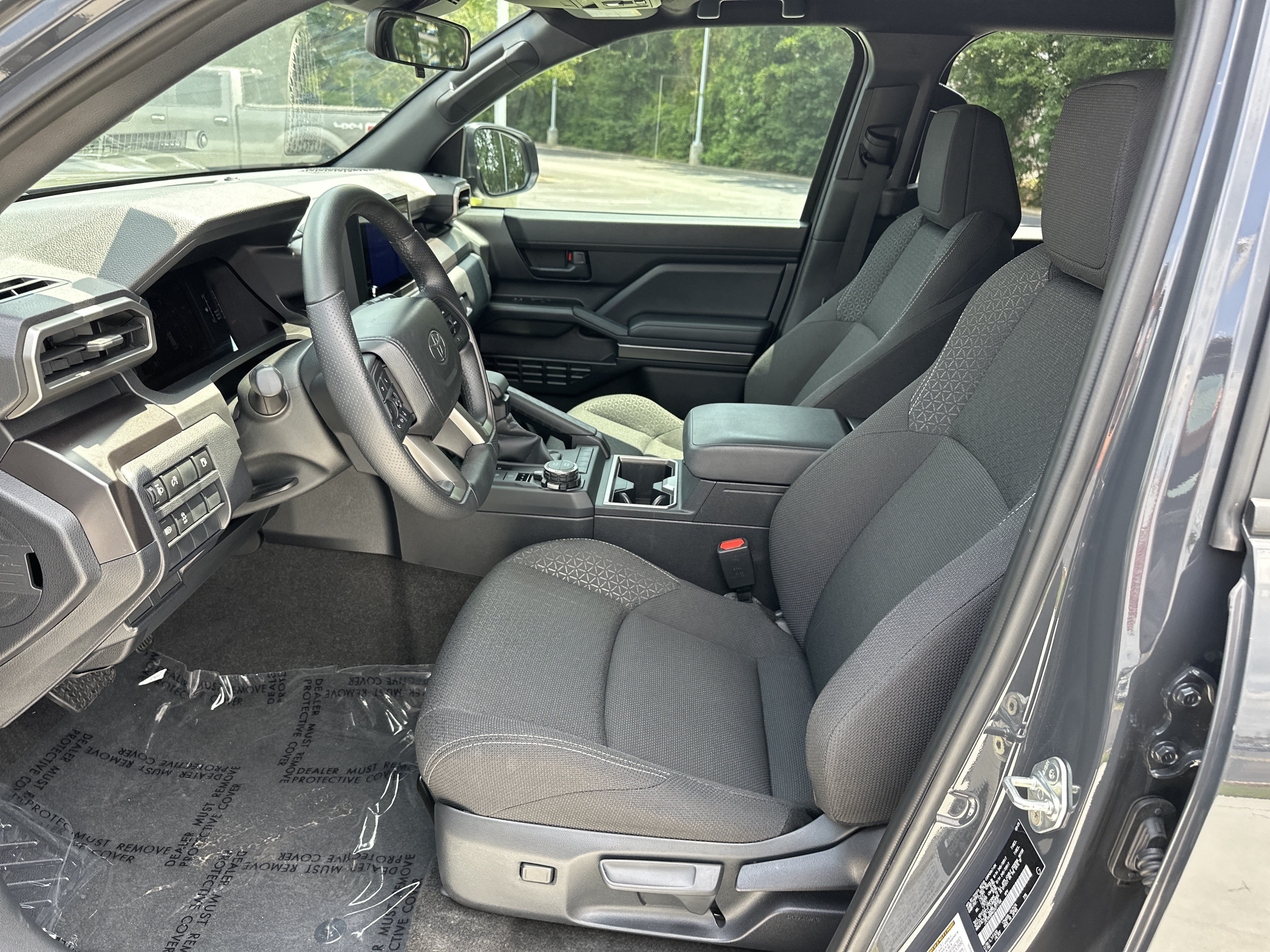 Certified 2025 Toyota 4Runner SR5 AWD/4WD image 16