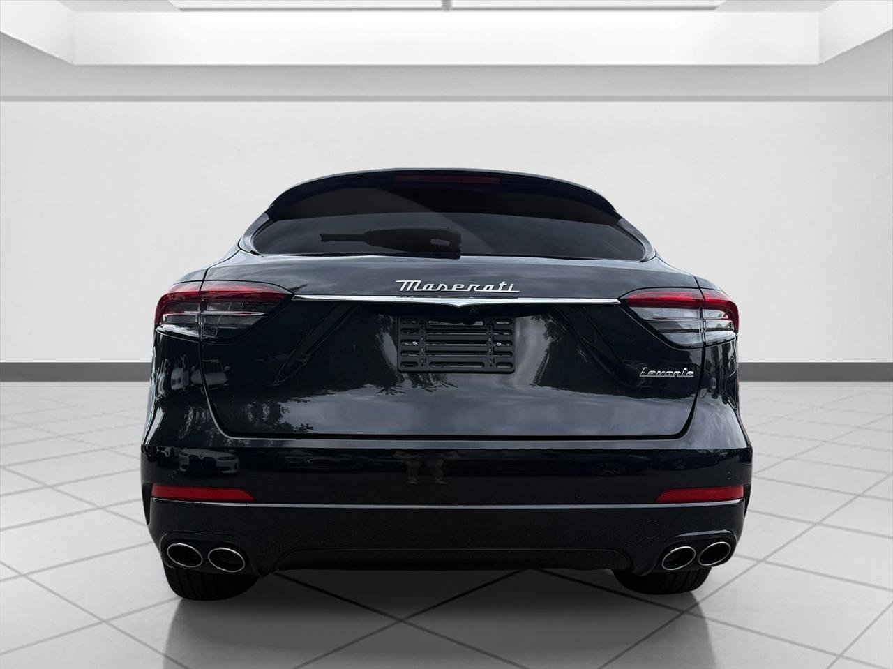 Used 2023 Maserati Levante GT AWD/4WD image 4
