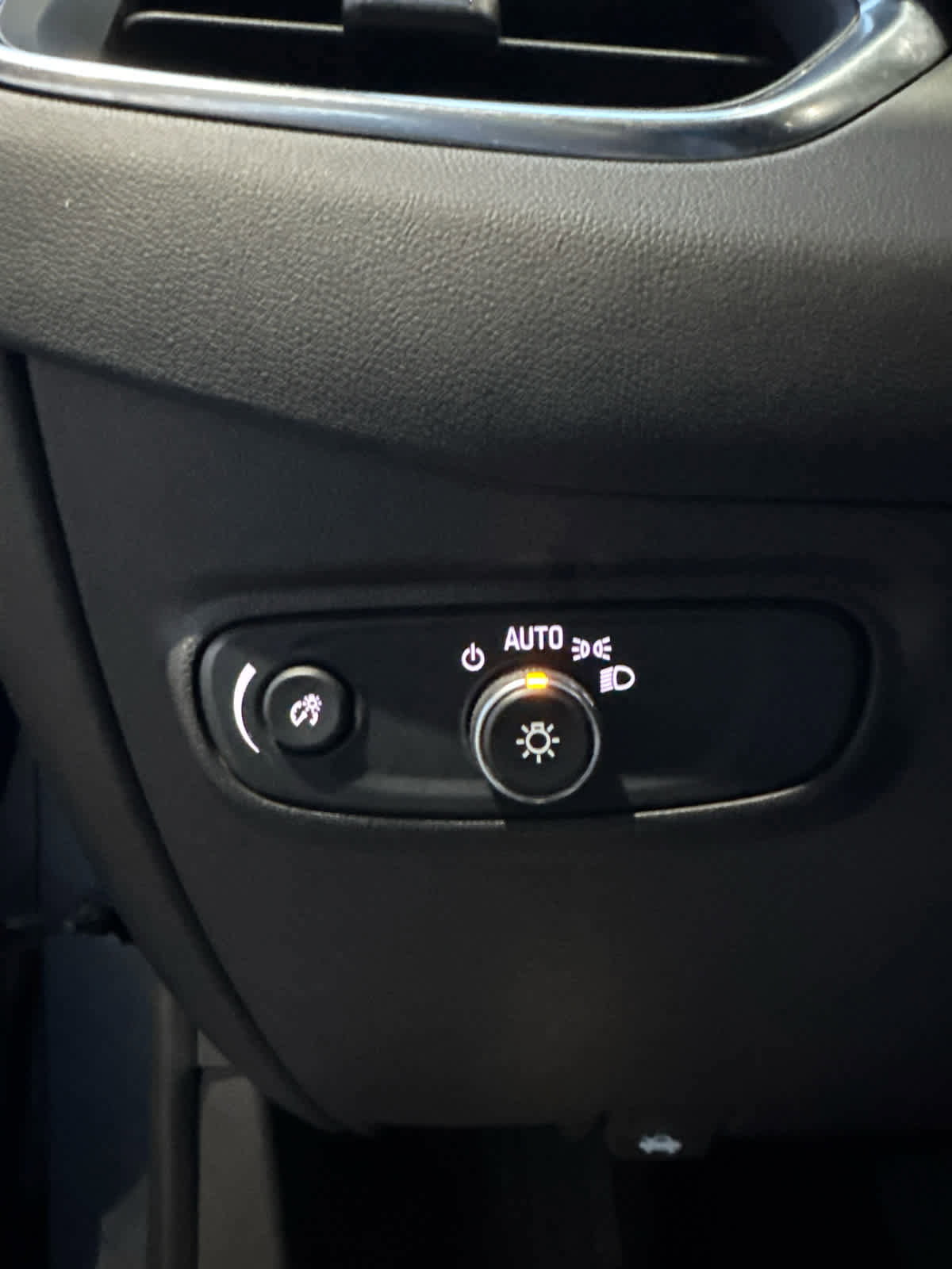 Certified 2024 Chevrolet Equinox LT image 15