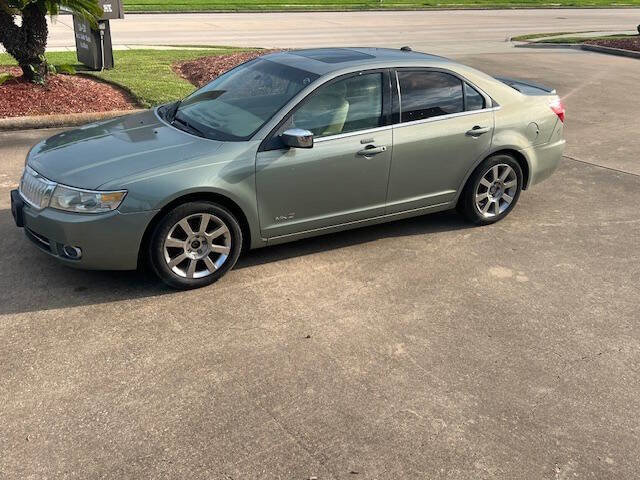 Used 2008 Lincoln MKZ image 1