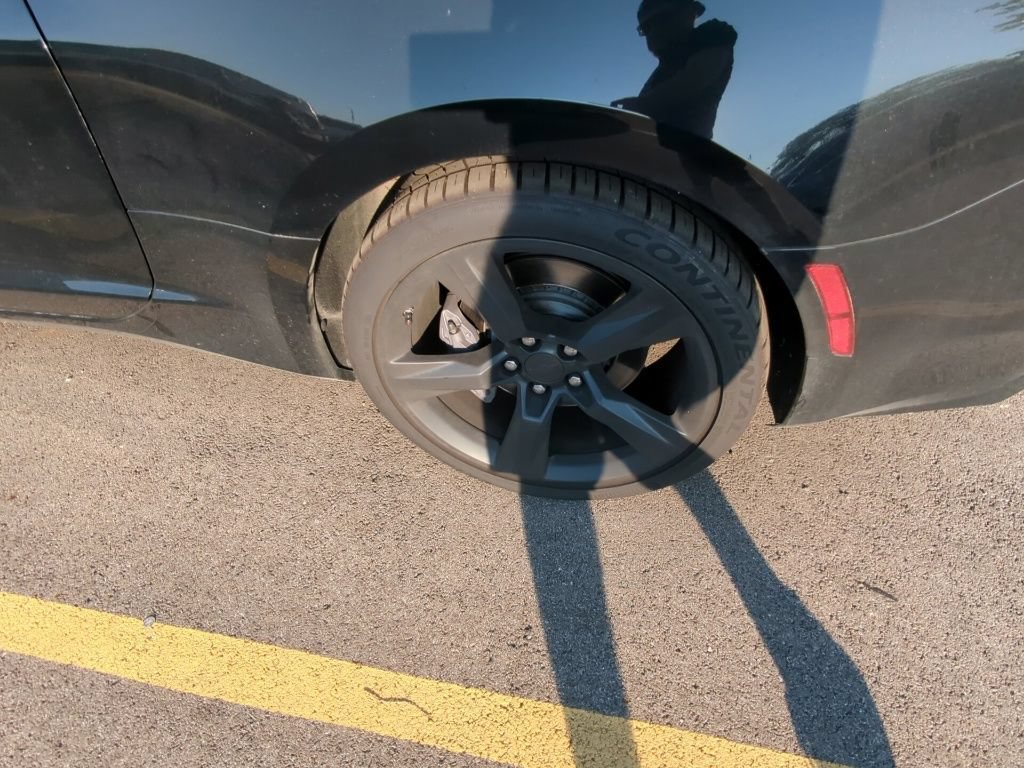 Used 2018 Chevrolet Camaro SS RWD image 6