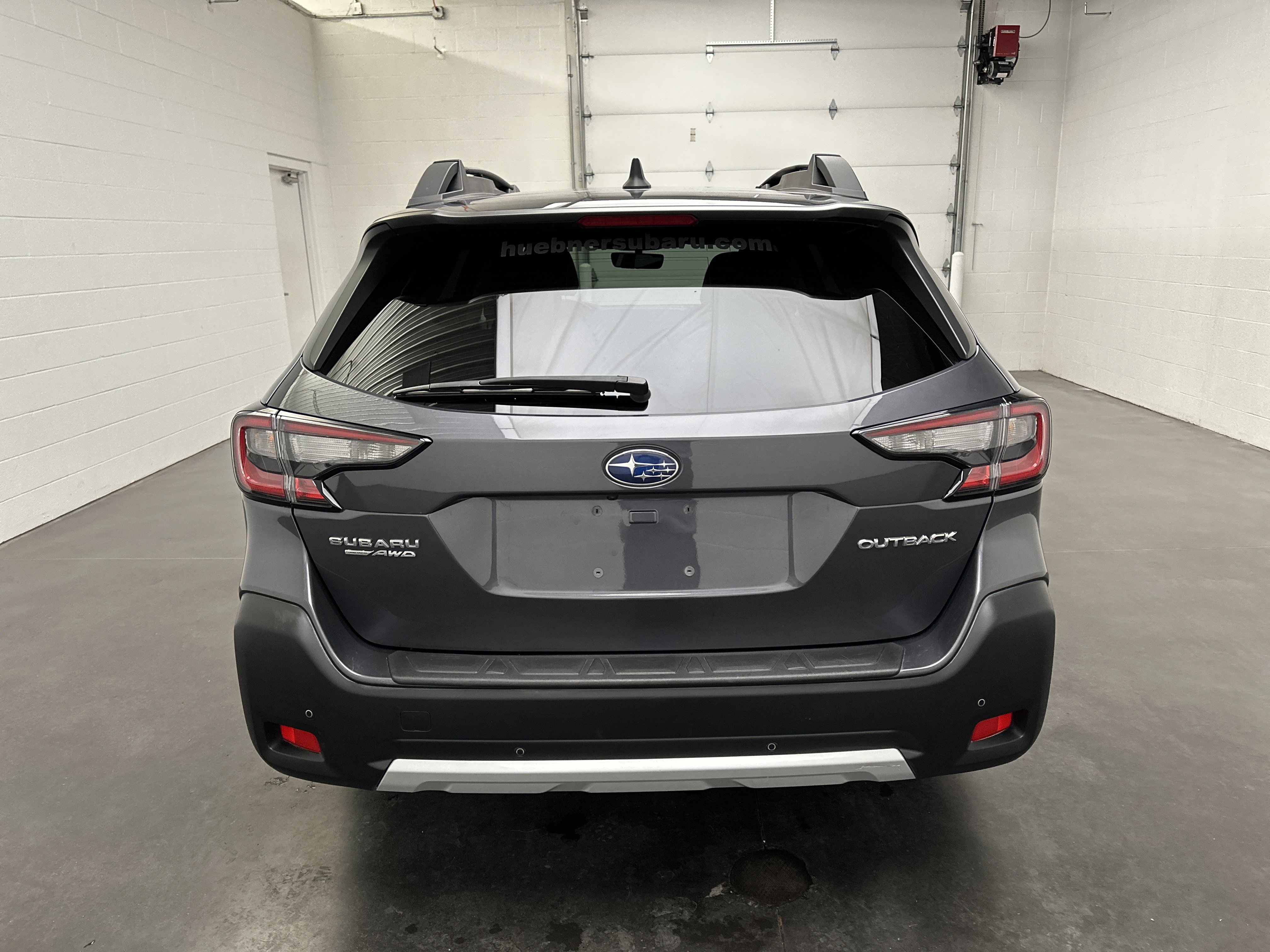 Used 2024 Subaru Outback Limited AWD/4WD image 9