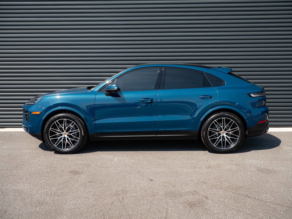Certified 2025 Porsche Cayenne Coupe w/ Premium Package Plus image 2